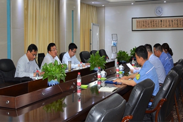 娄底市经信局局长杨旭东莅临微扑克俱乐部集团落实党史学习教育工作